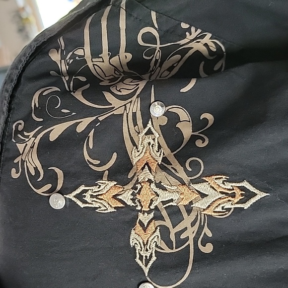 En4orce. Embroidery detailed shirt 2xl - Picture 4 of 7